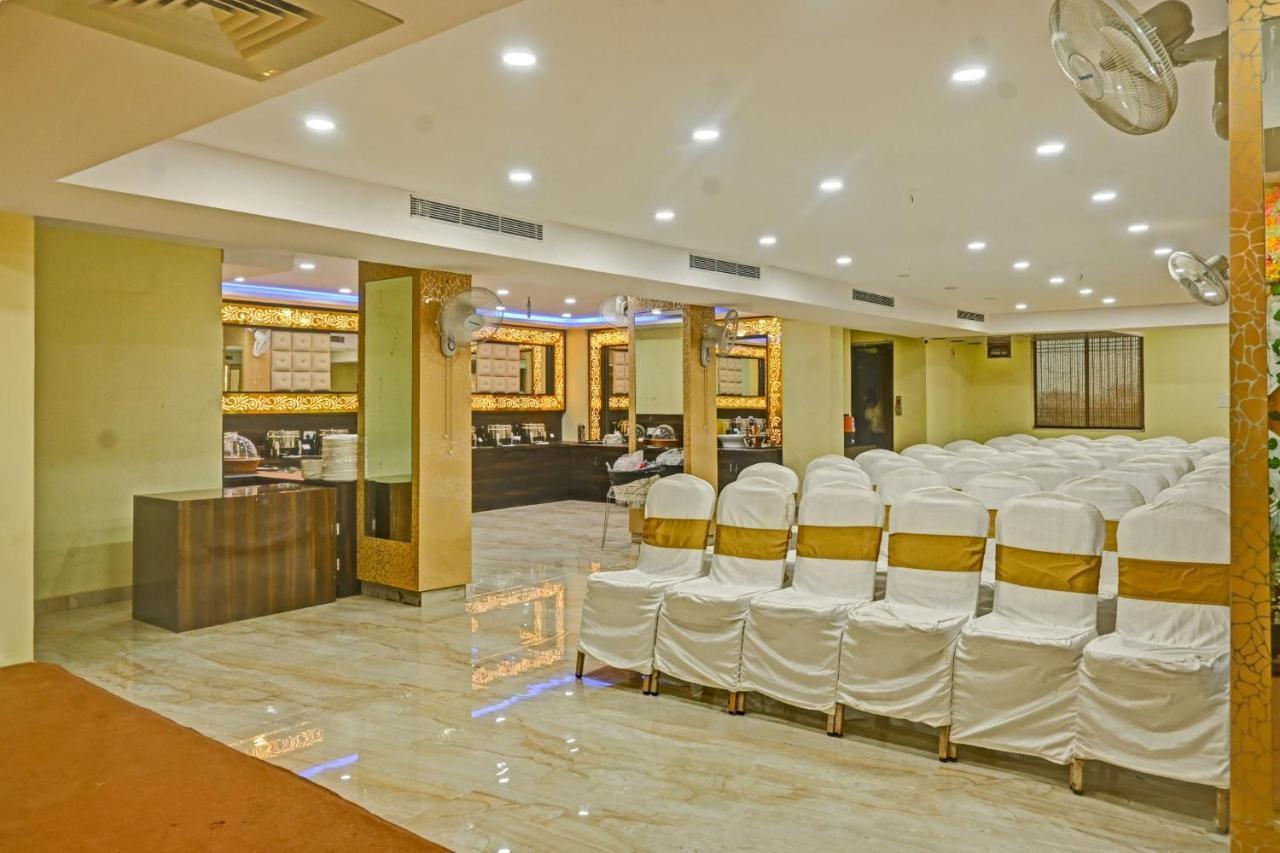 Oyo Tulsi Angan Hotel Danapur Exterior foto