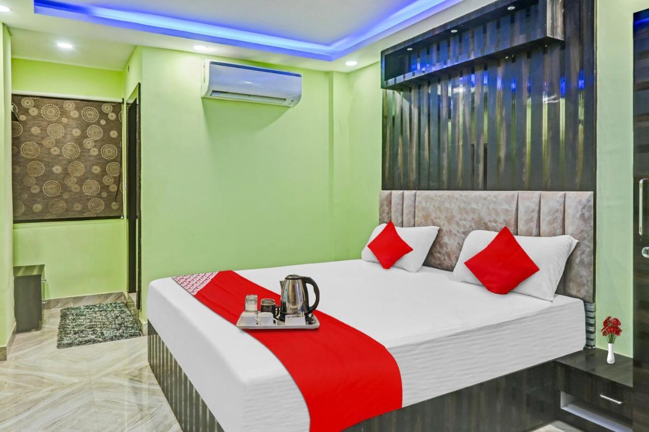Oyo Tulsi Angan Hotel Danapur Exterior foto