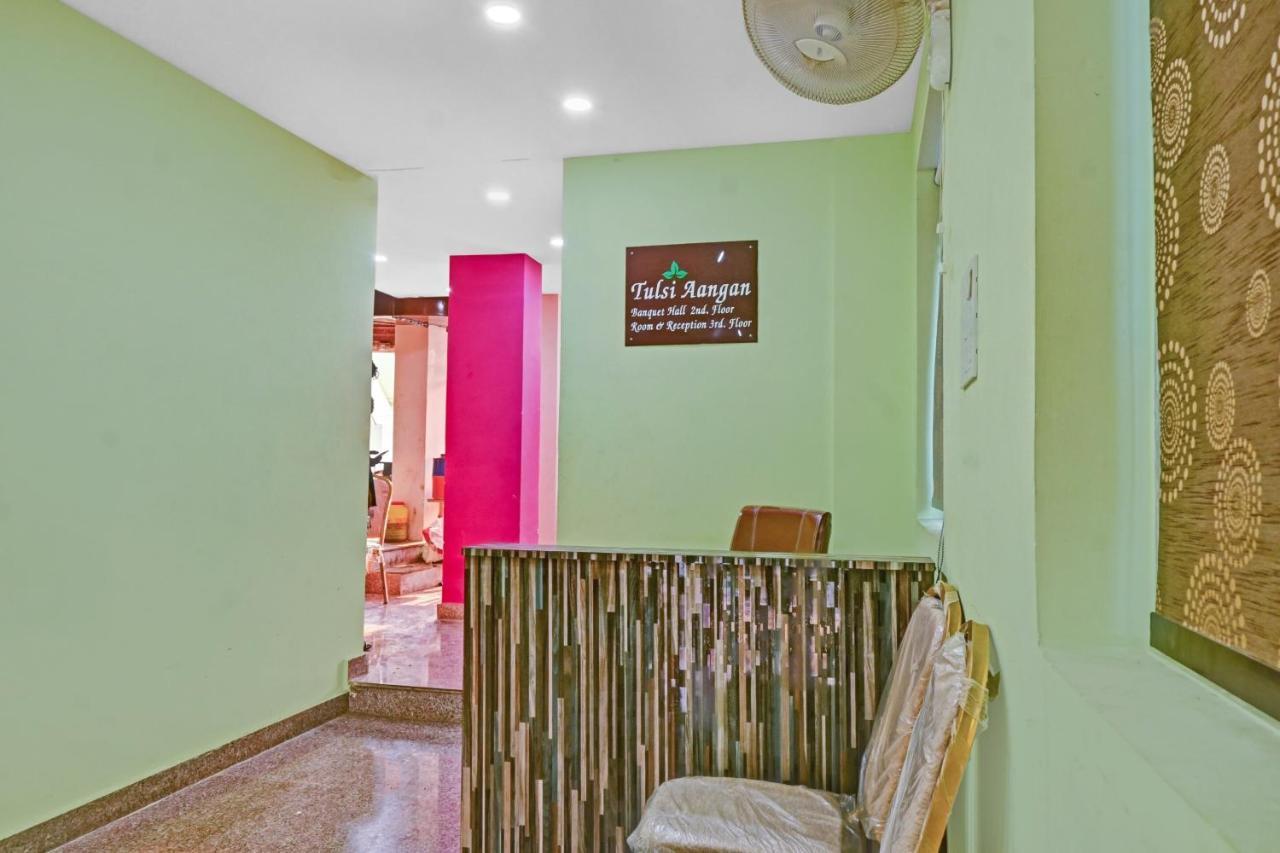 Oyo Tulsi Angan Hotel Danapur Exterior foto
